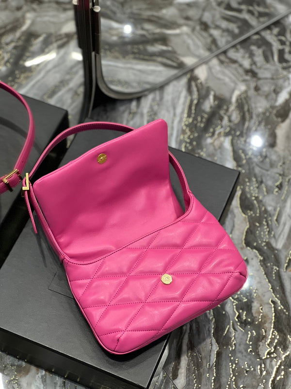 Amelia - YSL Bag - 2475
