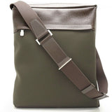 Louis Vuitton Taiga Shoulder Bag Grizzly