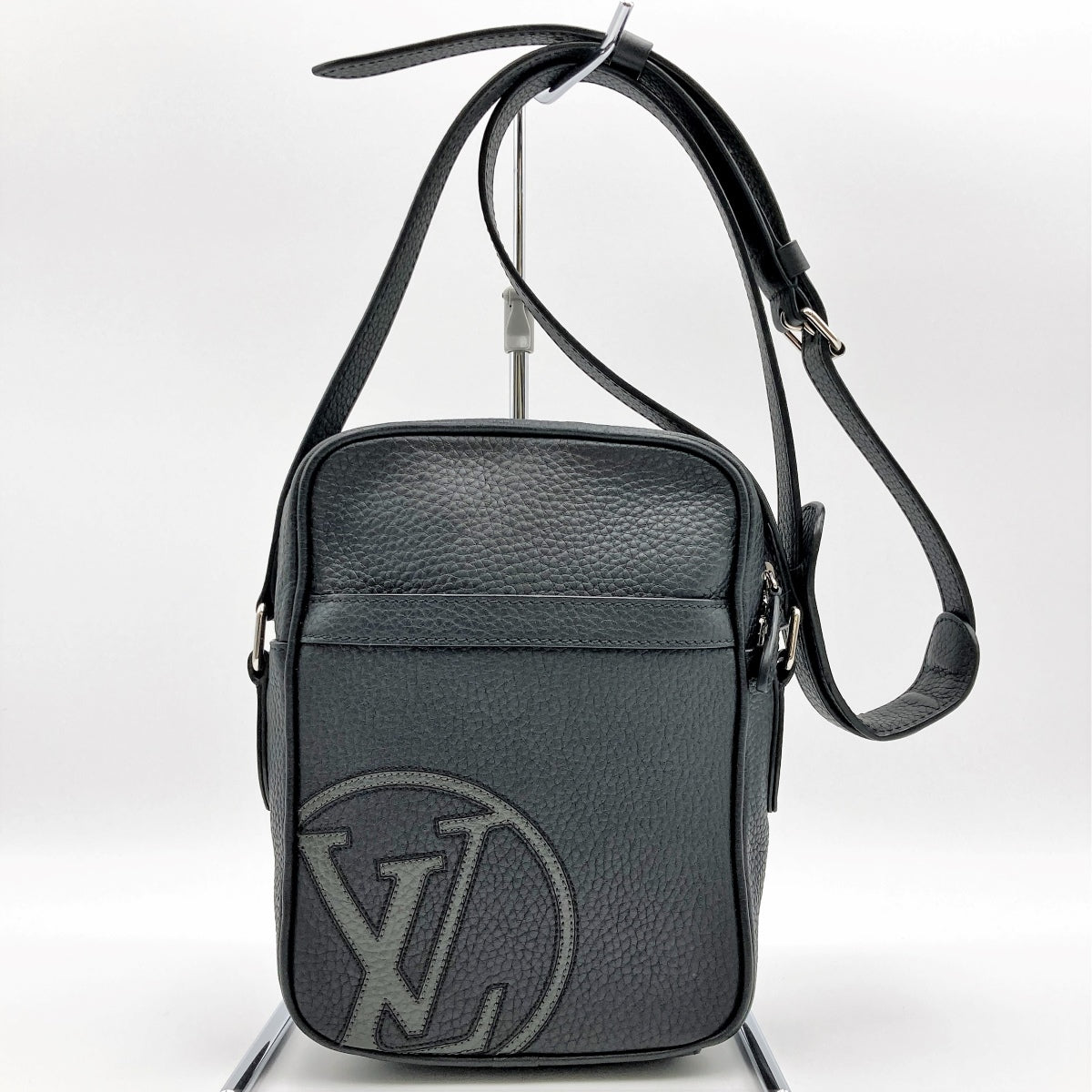 Louis Vuitton LV Circle Danube PM Shoulder Bag Black