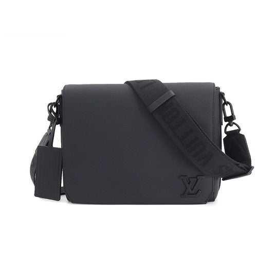 Louis Vuitton Messenger Shoulder Bag Leather Black