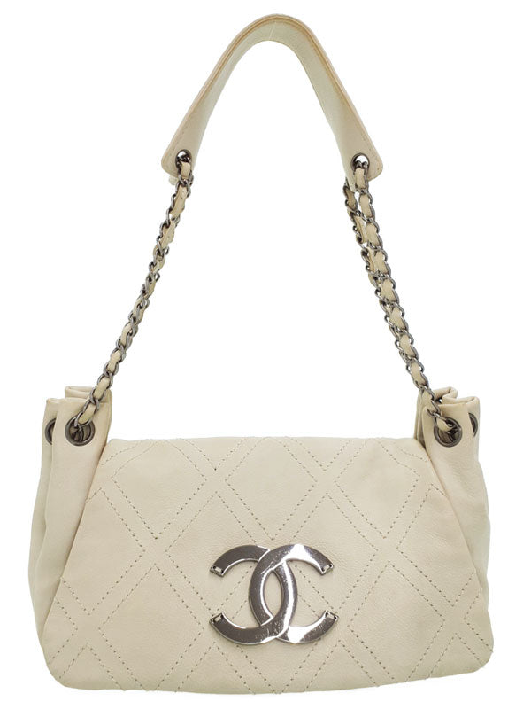 Chanel Diamond Stitch Chain Shoulder Bag Ivory Beige