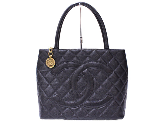 Chanel Caviar Skin Black Gold Metal Fittings Tote Bag
