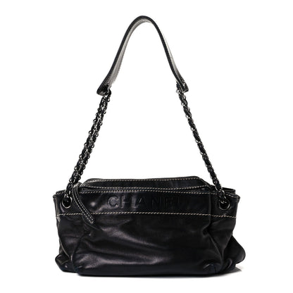 Lambskin Rock and Chic Shoulder Bag Black