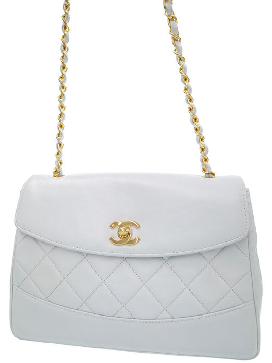Chanel Matelasse Chain Shoulder Bag White