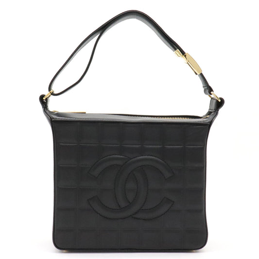 Chanel chocolate bar bag, one-shoulder handbag