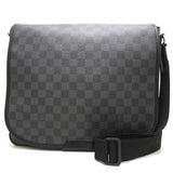 Louis Vuitton Damier Graphite Daniel MM Diagonal Shoulder