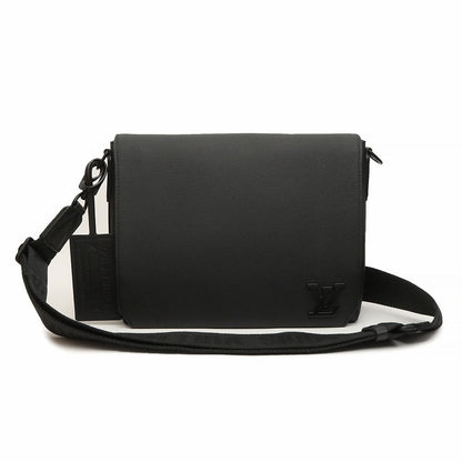 Louis Vuitton Aerogram Takeoff Messenger Shoulder Bag Diagonal Black
