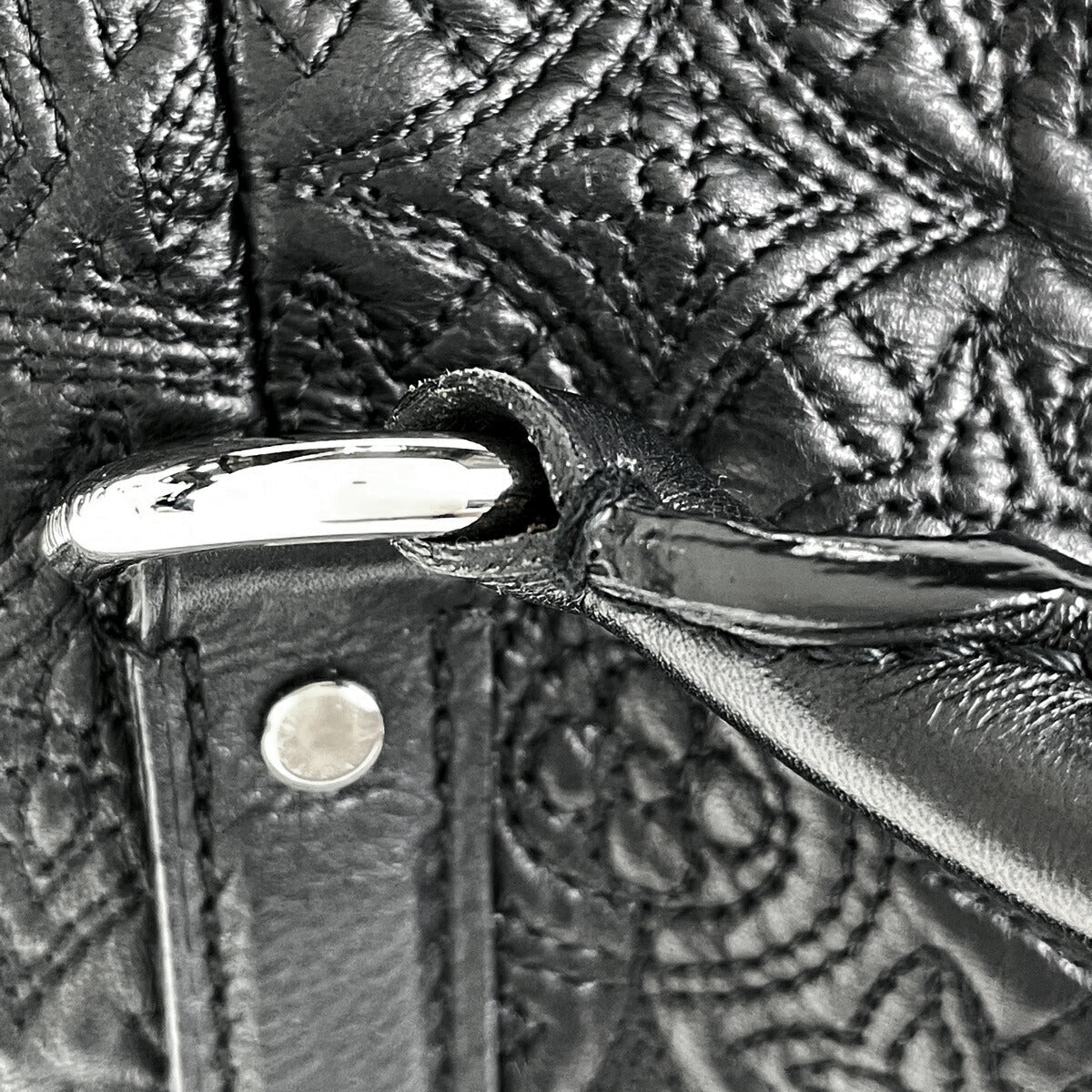 Louis Vuitton Leather Ixia PM Antia Shoulder Bag