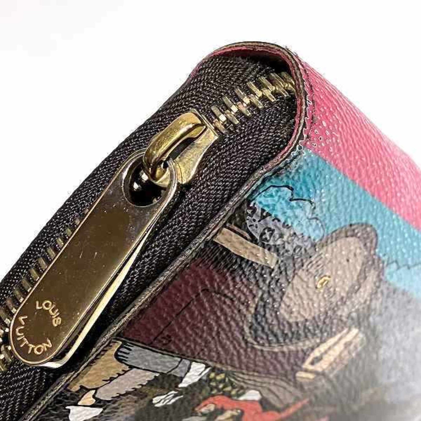 LOUIS VUITTON Zippy wallet