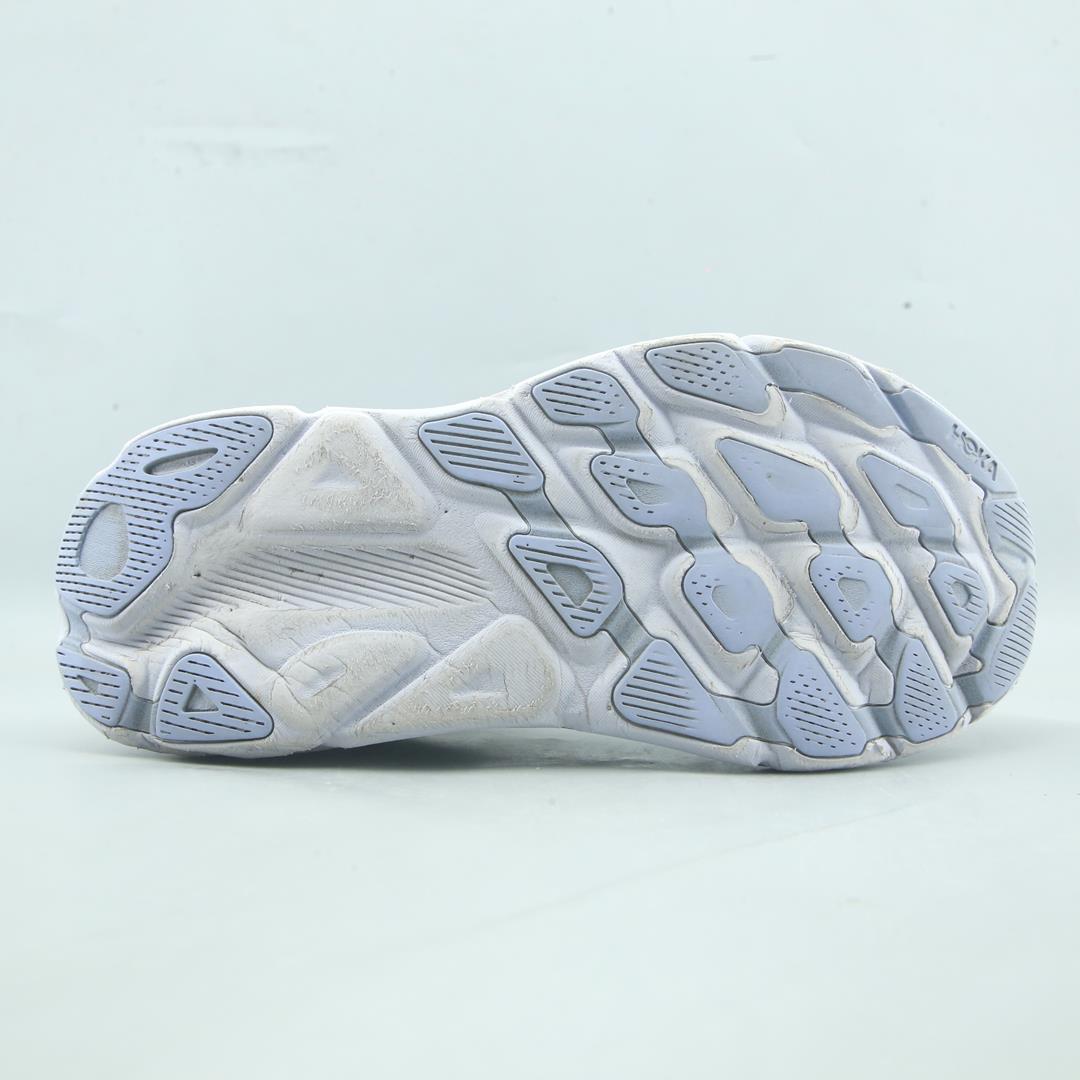 HOKA ONE ONE  CLIFTON 9