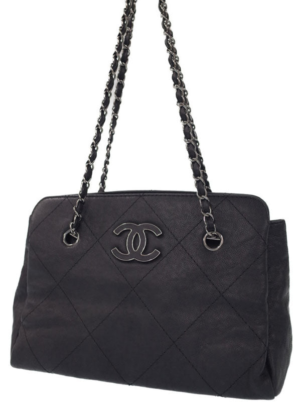 Chanel Matelasse Chain Shoulder Bag Black