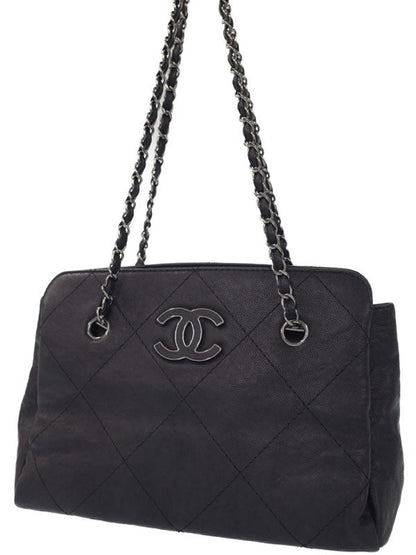 Chanel Matelasse Chain Shoulder Bag Black