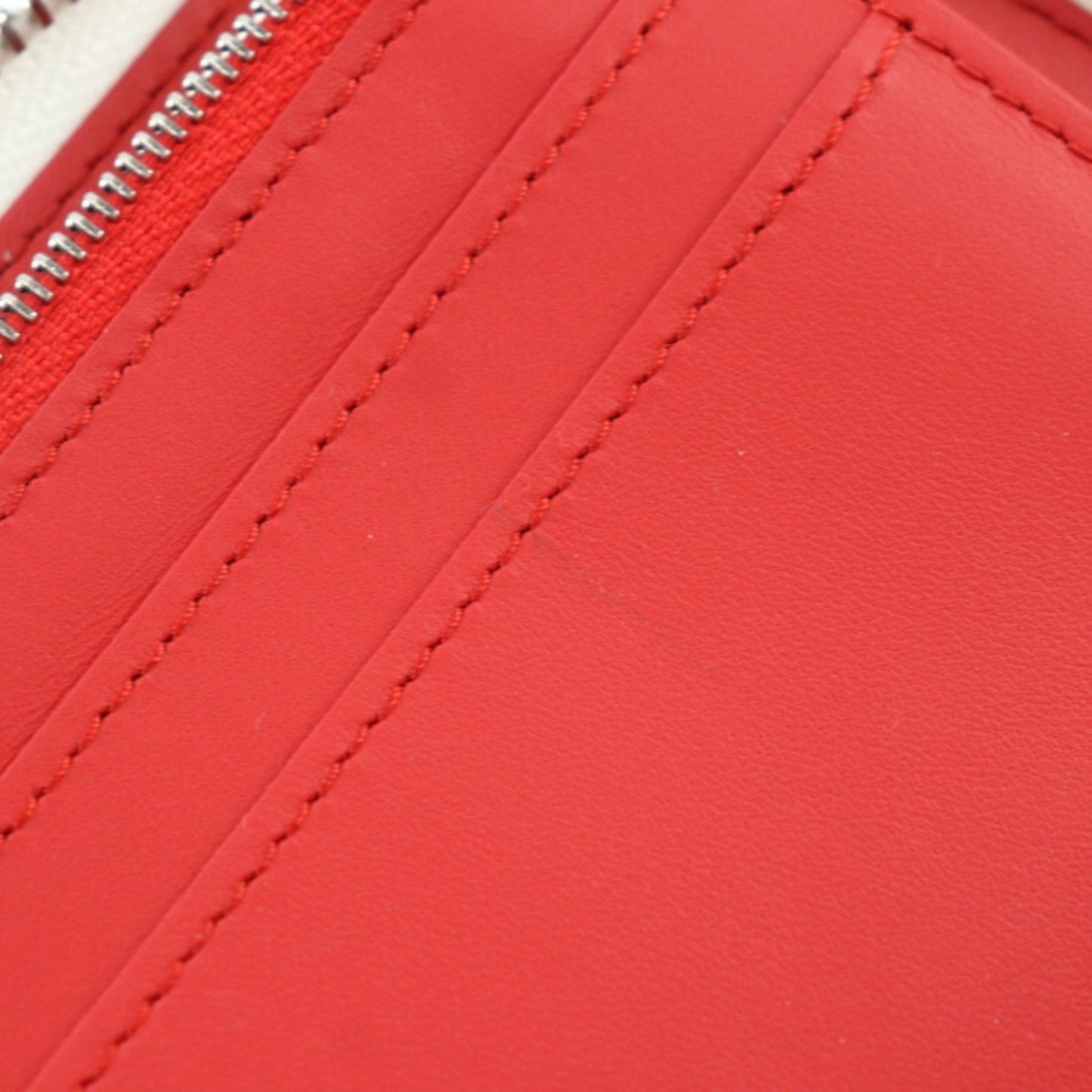 LOUIS VUITTON Zippy Wallet Vertical