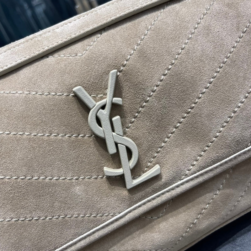 Amelia - YSL Bag - 3900