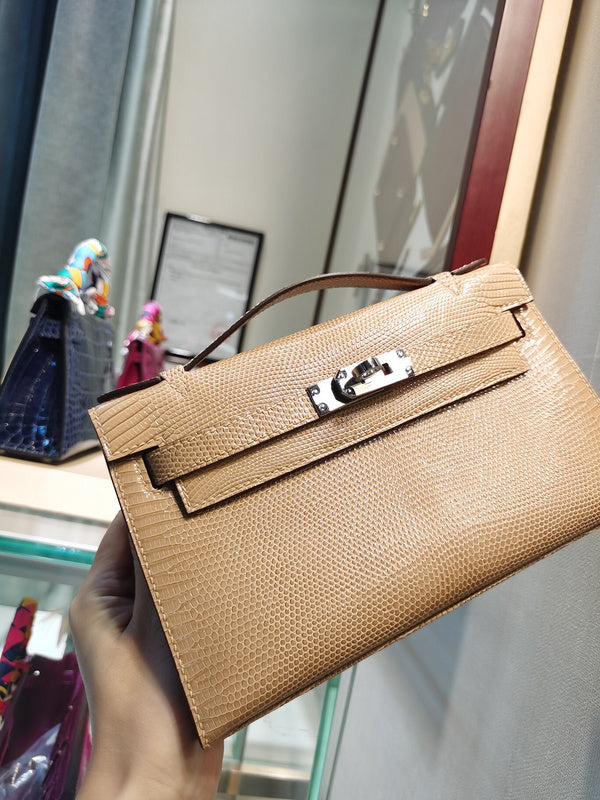 Amelia - HMS Bags - 1569