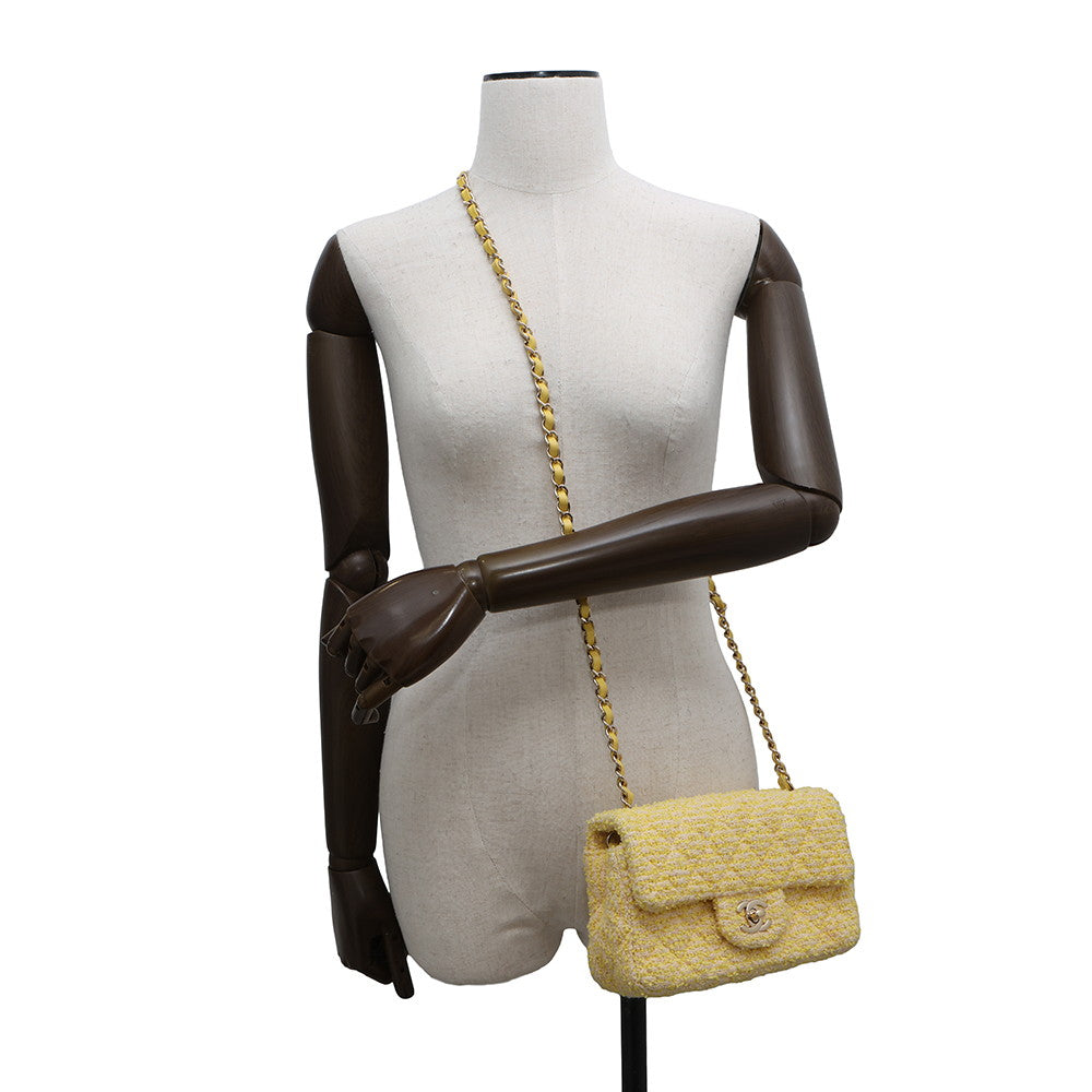 CHANEL Mini Matelasse ChainShoulder YellowA69900 Tweed Size 20