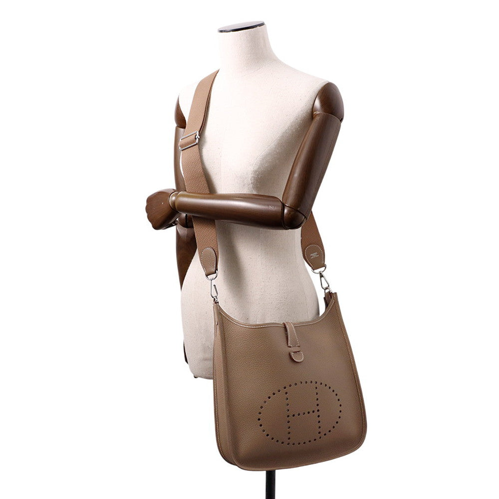 HERMES Evelyne3 Etoupe Taurillon Clemence Size PM