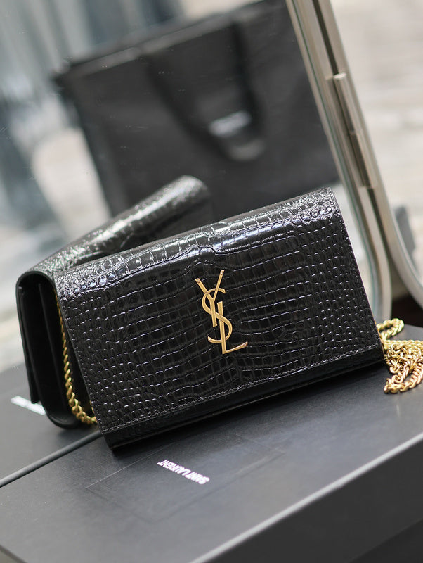 Amelia - YSL Bag - 1817