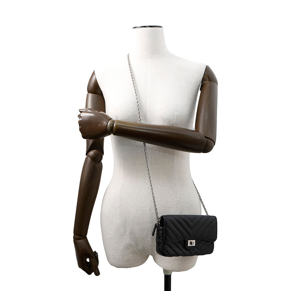 CHANEL Chevron 2.55 ChainShoulderPouch BlackAP2215 Lambskin