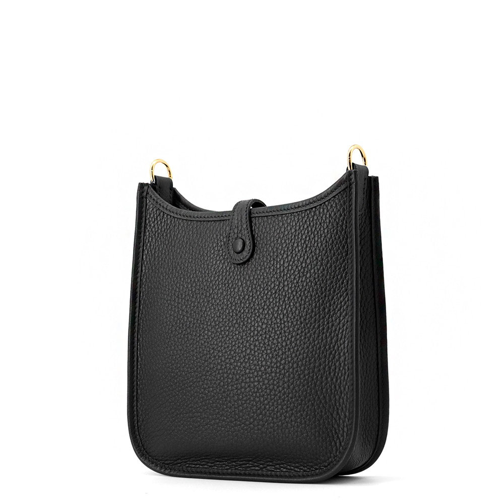 HERMES Evelyne Long Black Taurillon Clemence Size TPM