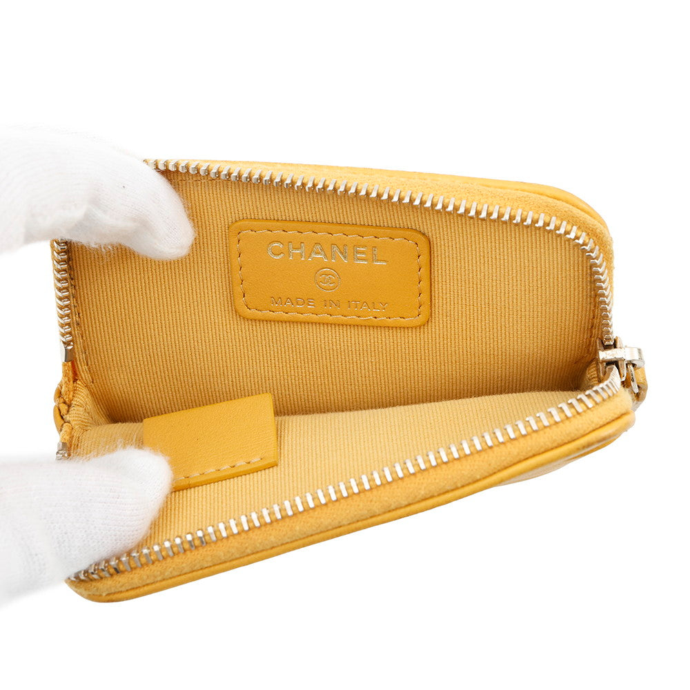 CHANEL CHANEL19 Coin purse YellowAP2086 Lambskin