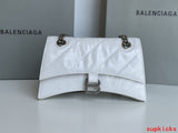 Amelia- BG Hourglass Bags - 059
