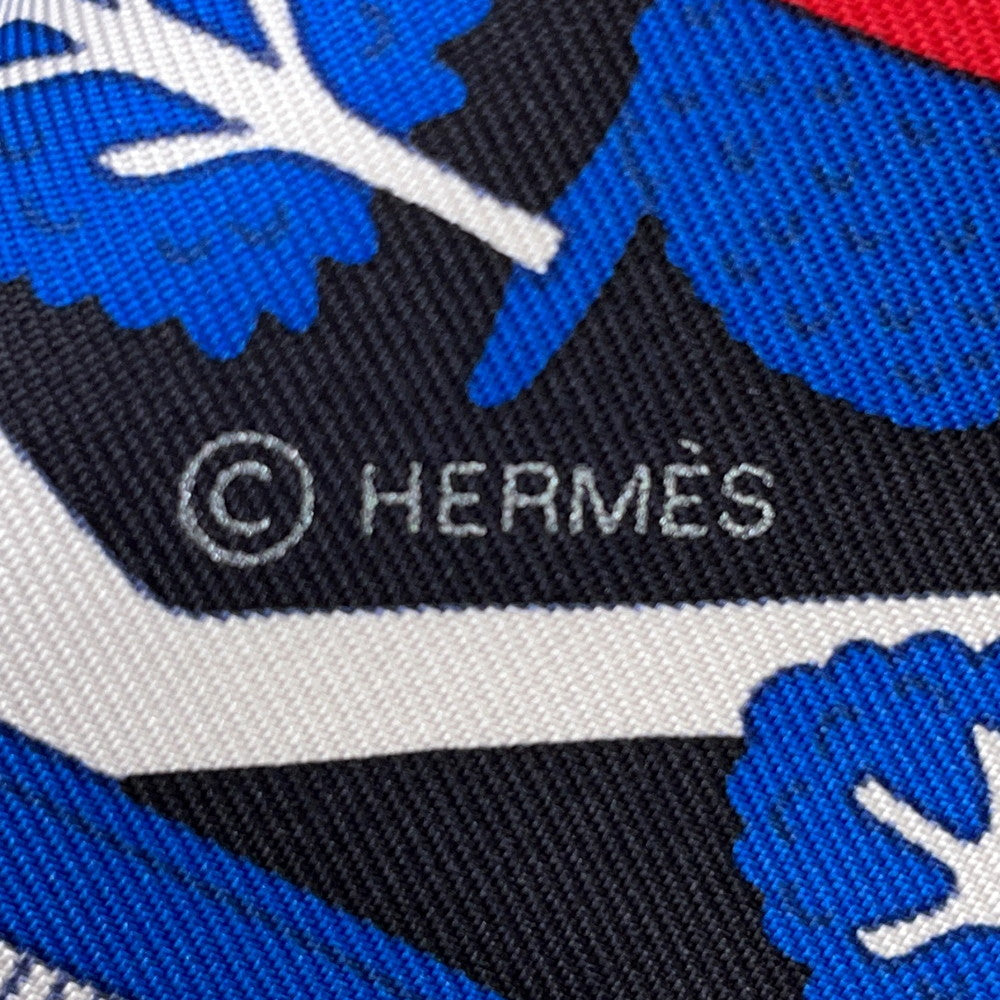 HERMES Carre LES NOUVEAUX AMOUREUX FE PARIS Size 90 Black/Blue/Red Silk100%