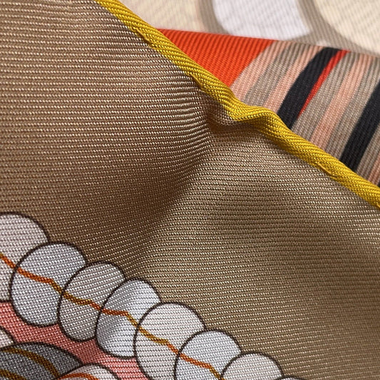 HERMES Carre Double Face Gala Epaulettes Size 90 Curry/Corail/Ebene Silk100%