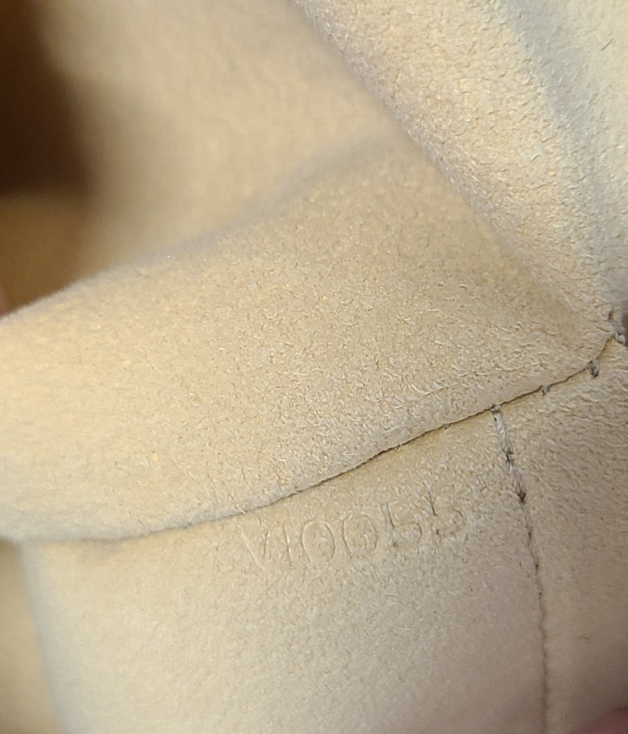 Louis Vuitton Louis Vuitton Monogram Canvas Manhattan PM