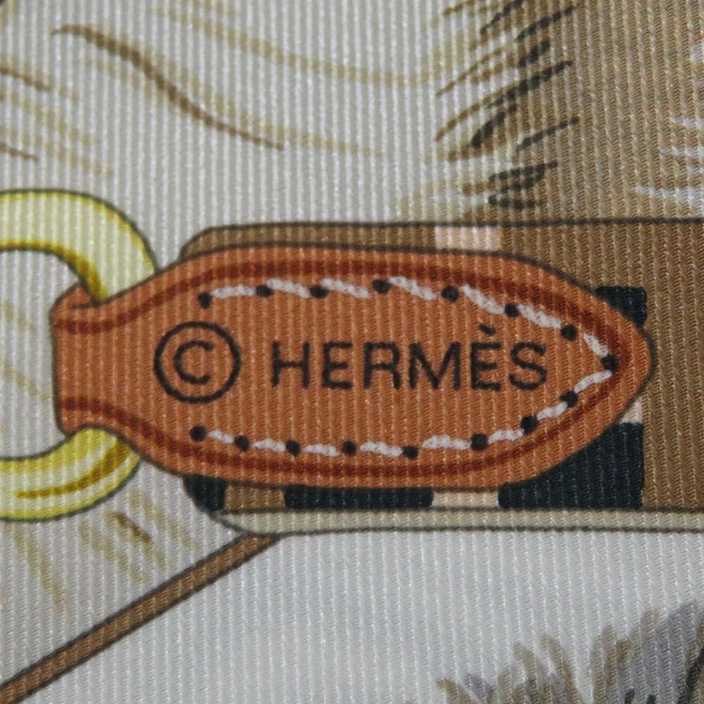 HERMES Carre "Jules de Casting" Rose Pale/White/Vert Anglais Silk100% Size 70