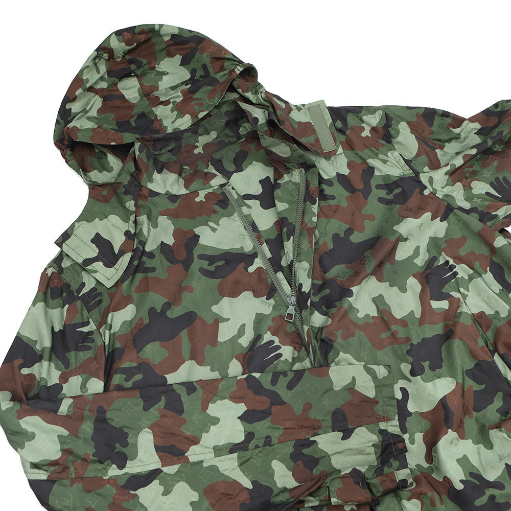 LOUIS VUITTON Camo Windbreaker Monogram Nylon Parka Size 56 GreenHJB08W Nylon100%
