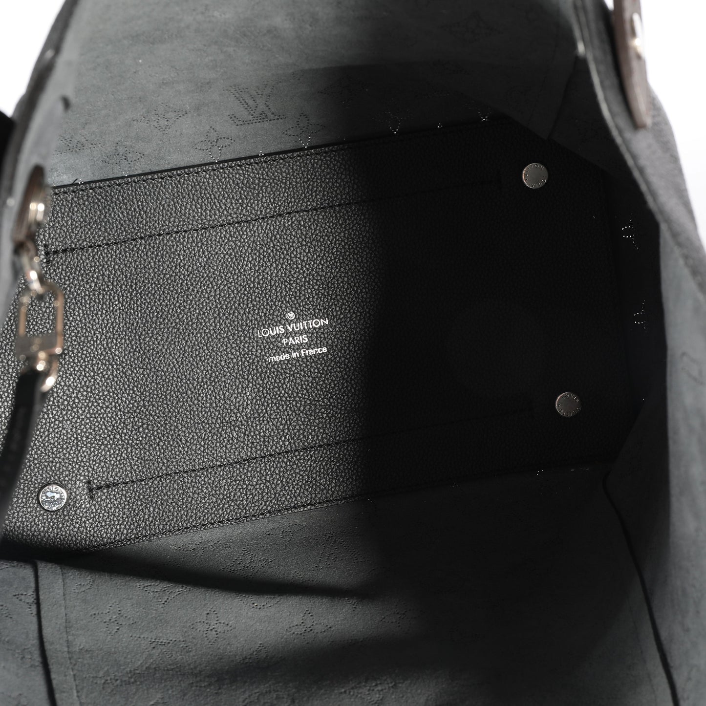 Louis Vuitton Louis Vuitton Black Mahina Leather Hina MM