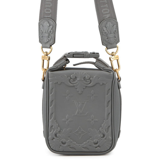 LOUIS VUITTON Cruiser Messenger Dark Shadow GrayM21812 Calf Leather