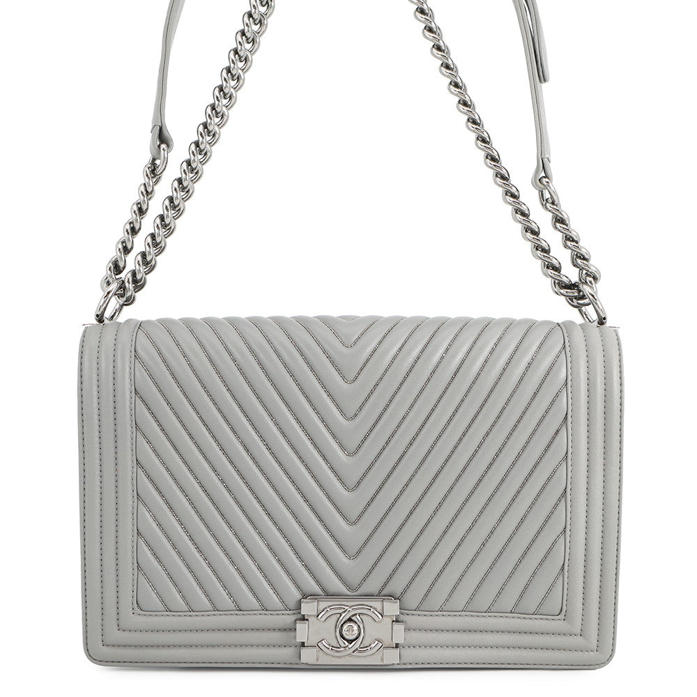 CHANEL Boy Chanel Chevron ChainShoulder Bag Gray Lambskin beads Size 28
