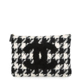 CHANEL CC Logo Clutch Bag Black/White Tweed