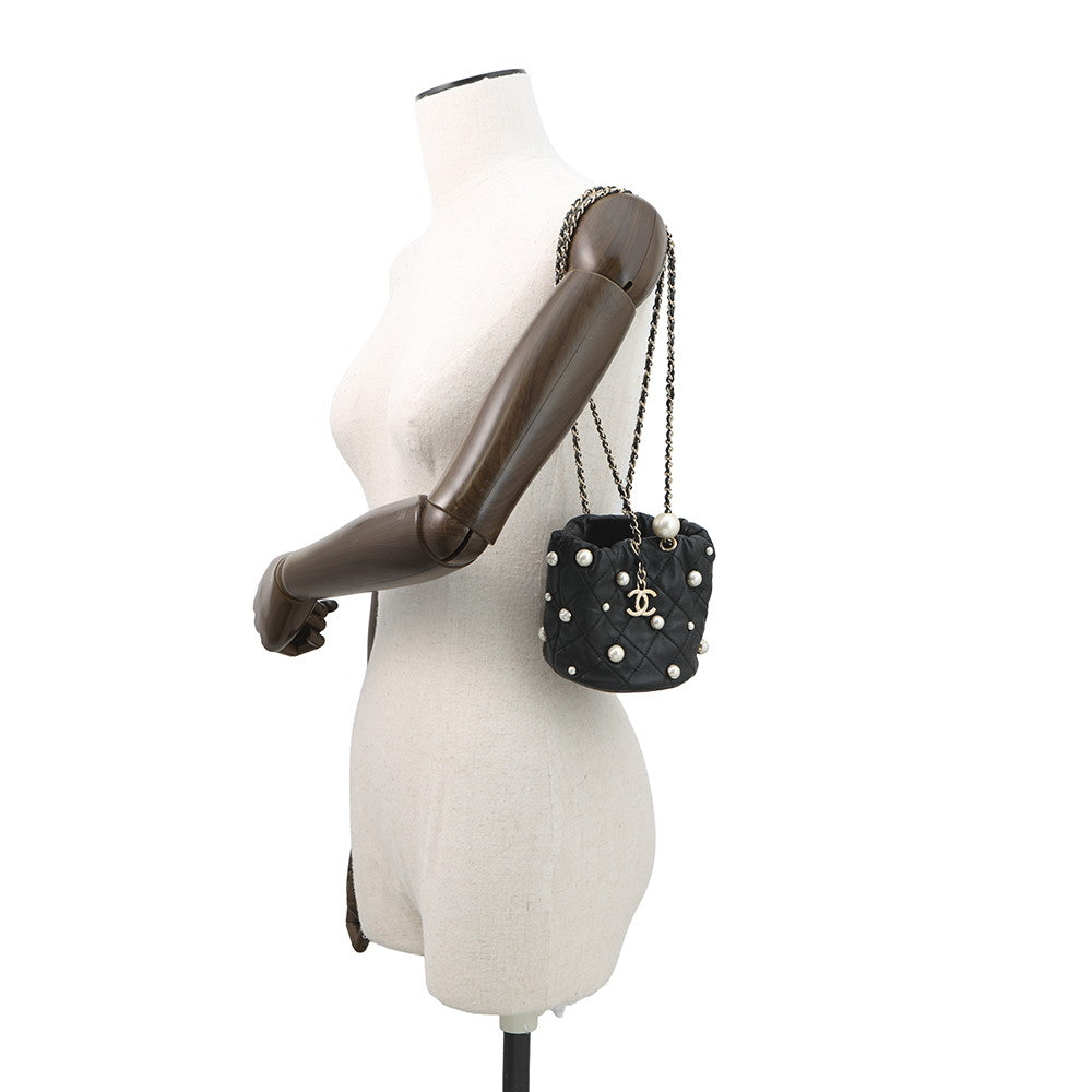 CHANEL Matelasse Drawstring BagChainShoulder BlackAS2518 Lambskin Faux Pearl