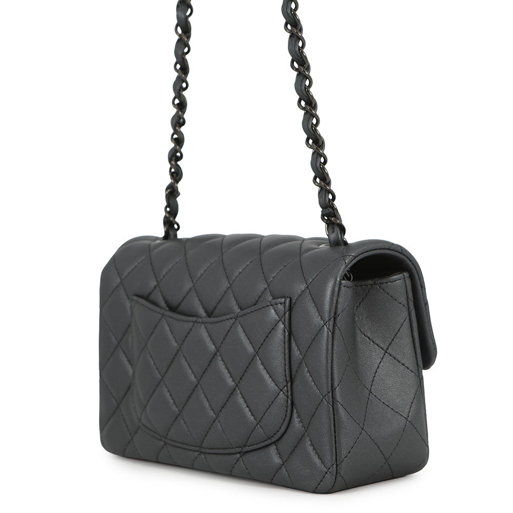 CHANEL Mini Matelasse Single Chainshoulder Bag Gray BlackA69900 Lambskin Size 20