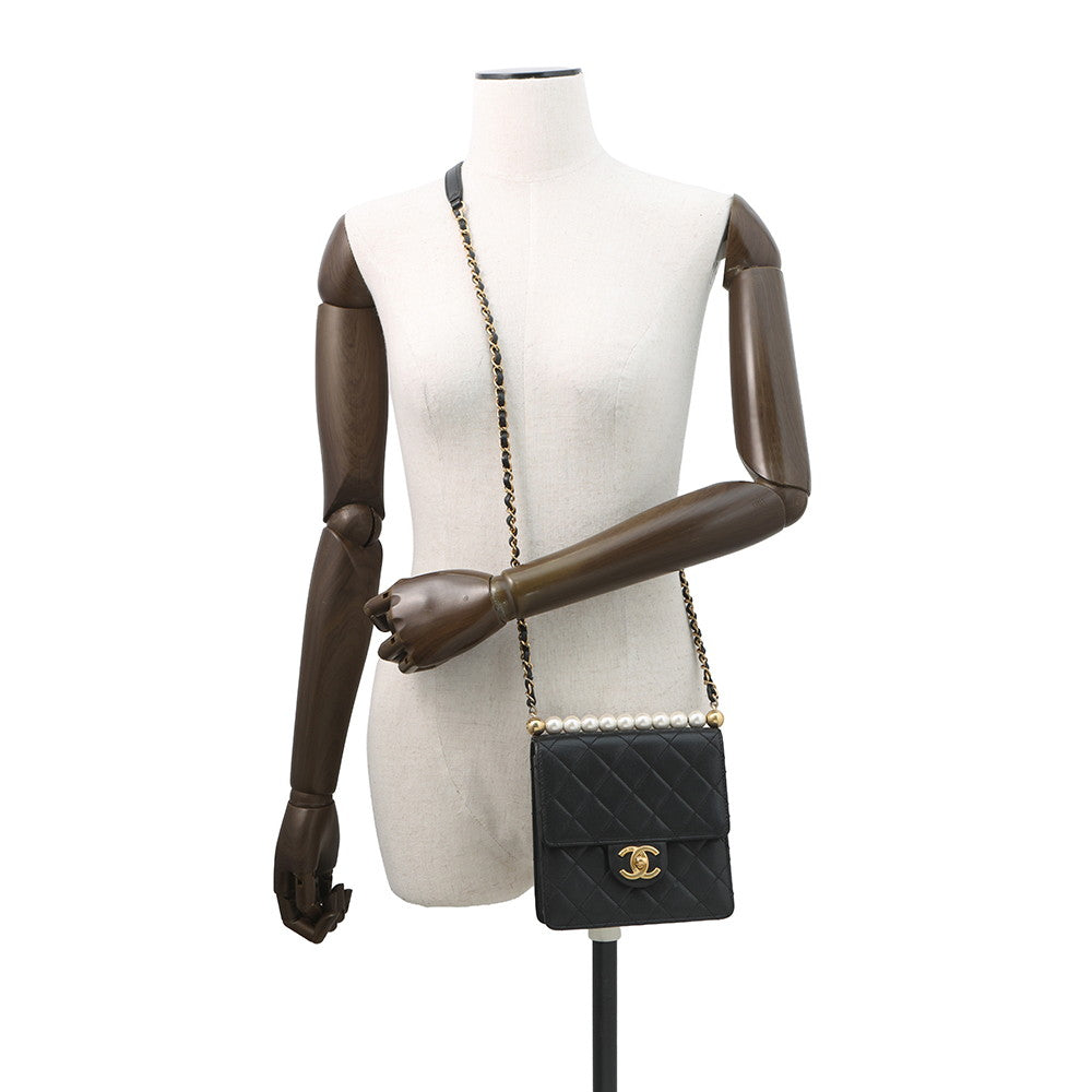 CHANEL Pearl Chain Shoulder Bag BlackAS0584 Lambskin
