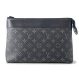 LOUIS VUITTON Pochette Voyage Souple NoirM82543 Monogram Eclipse
