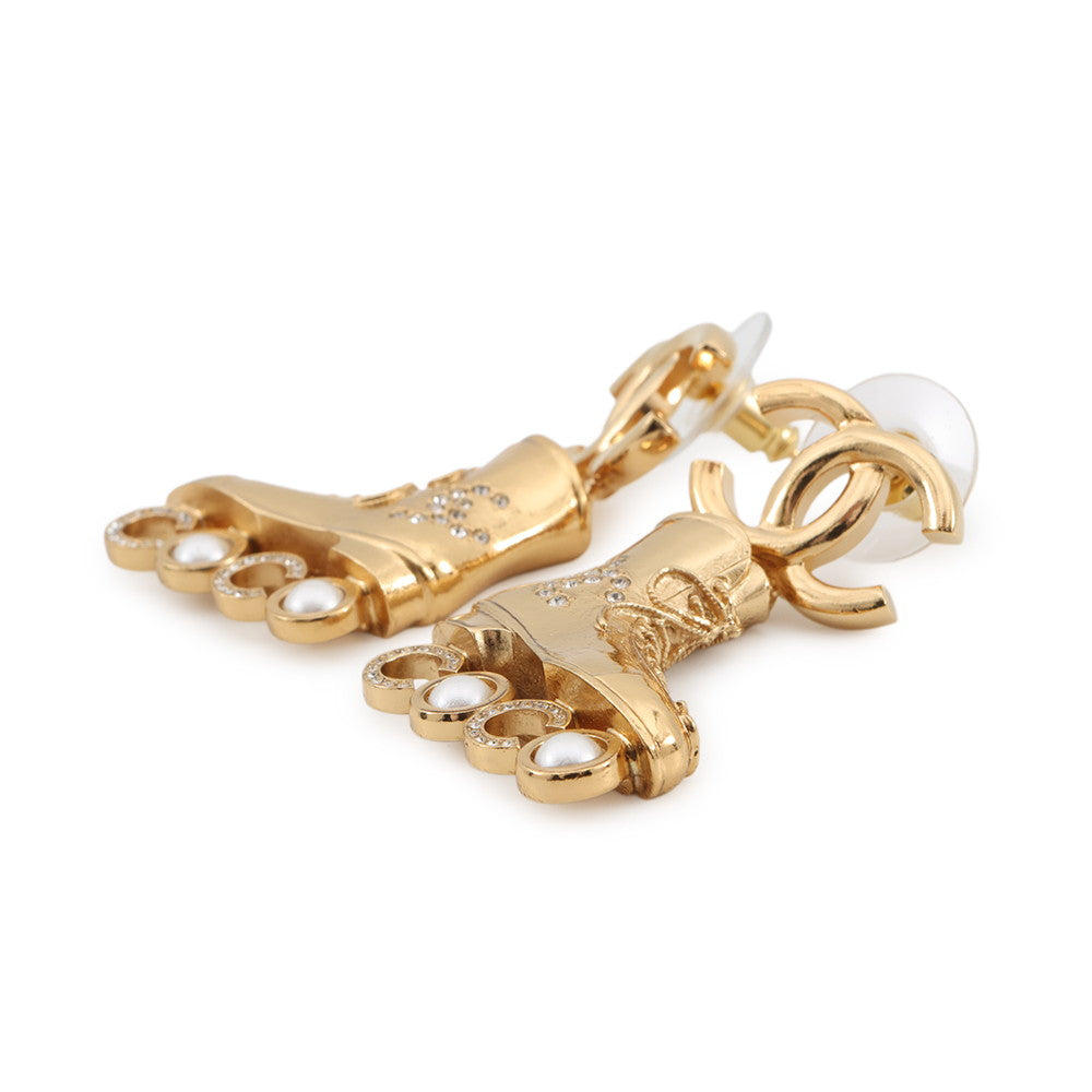 CHANEL CC Logo Roller Skate Earrings Gold Gold Plated Rhinestone Faux Pearl