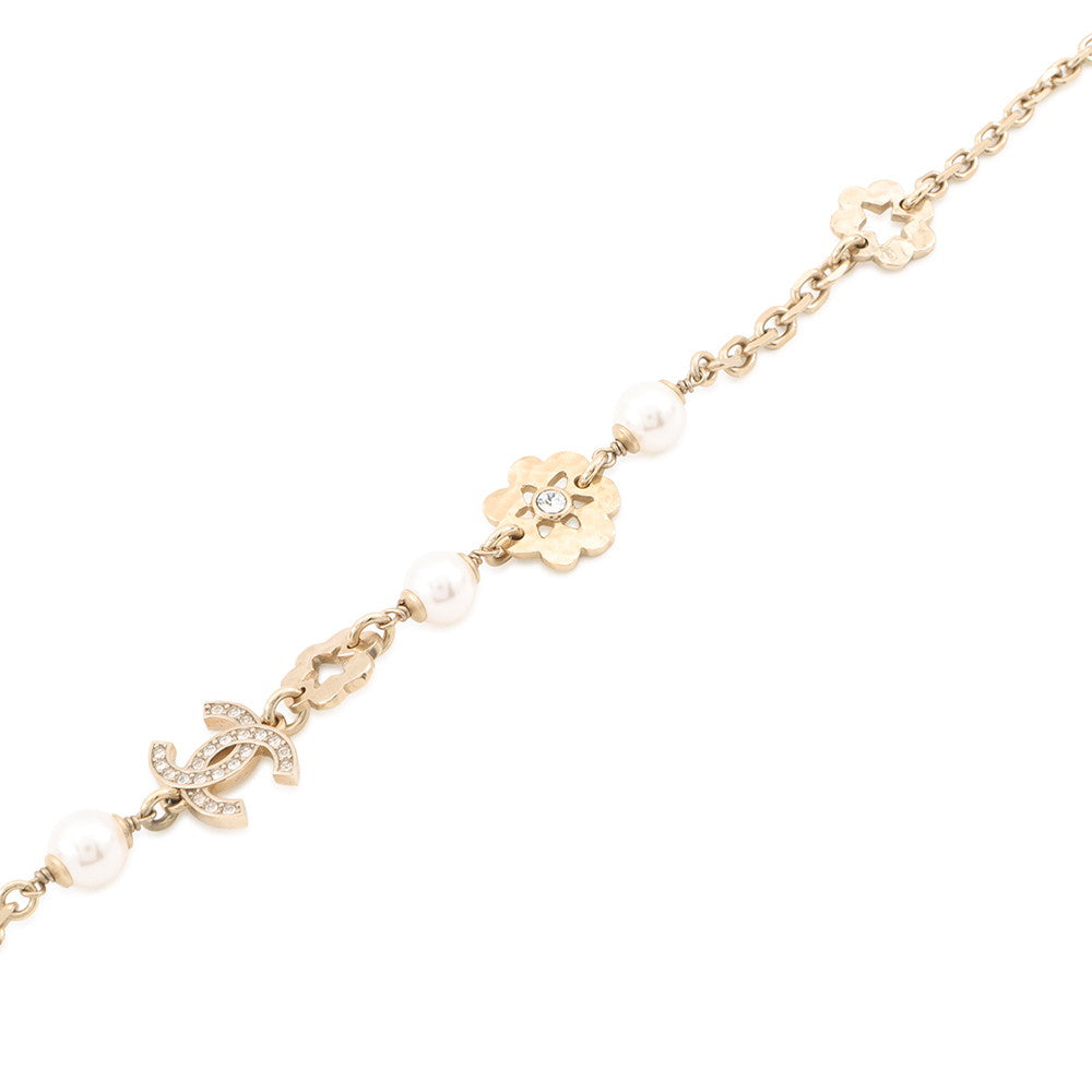 CHANEL Flower Motif Faux Pearl NecklaceABE962 Gold Plated Faux Pearl Rhinestone