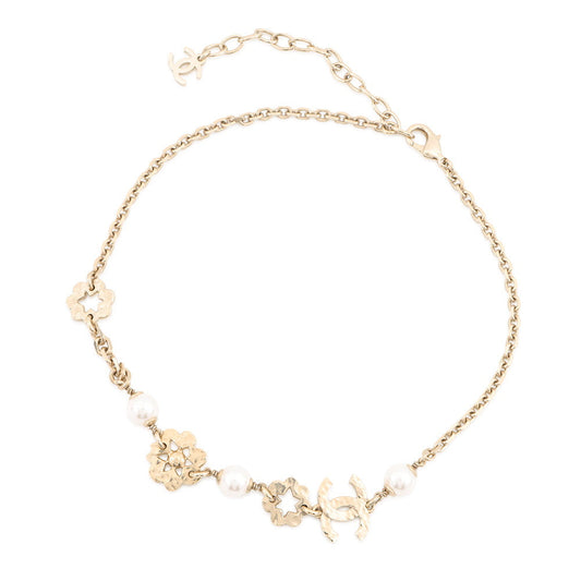 CHANEL Flower Motif Faux Pearl NecklaceABE962 Gold Plated Faux Pearl Rhinestone