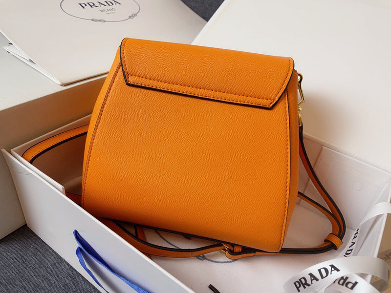 Barnes-Bags - Prada Bags - 967