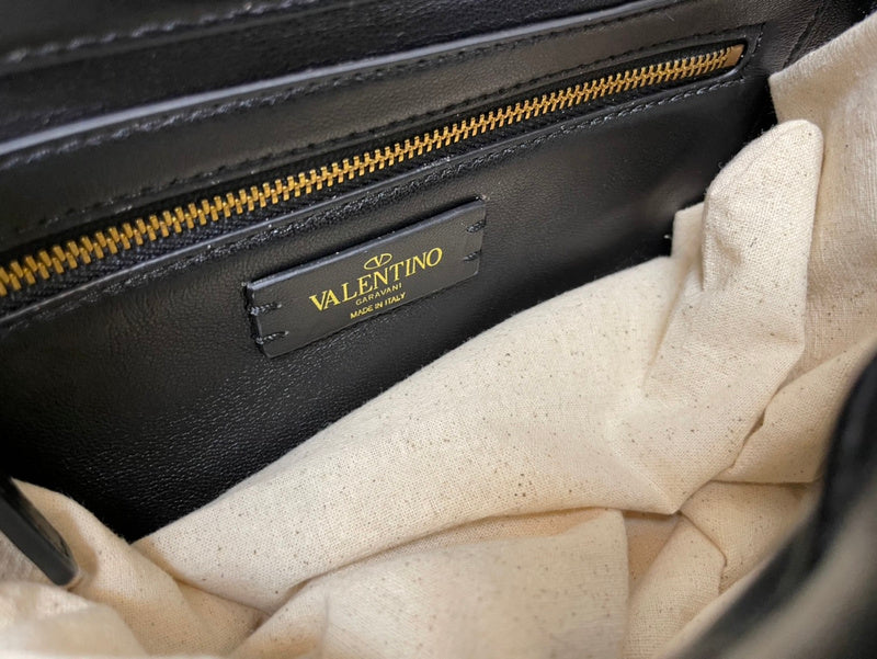 Amelia's Bag Gallery - VEL Bags - 381