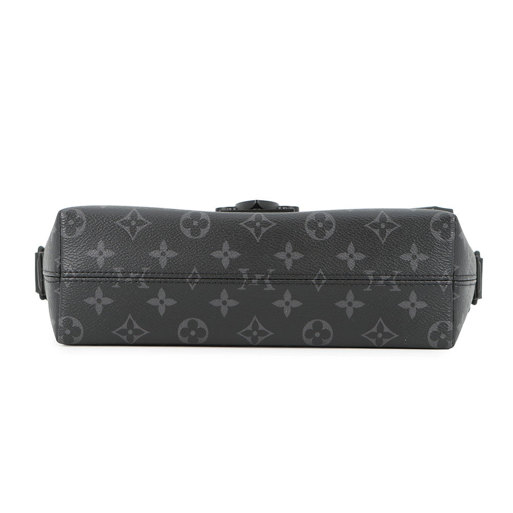 LOUIS VUITTON S Cape Messenger BlackM46794 Monogram Eclipse
