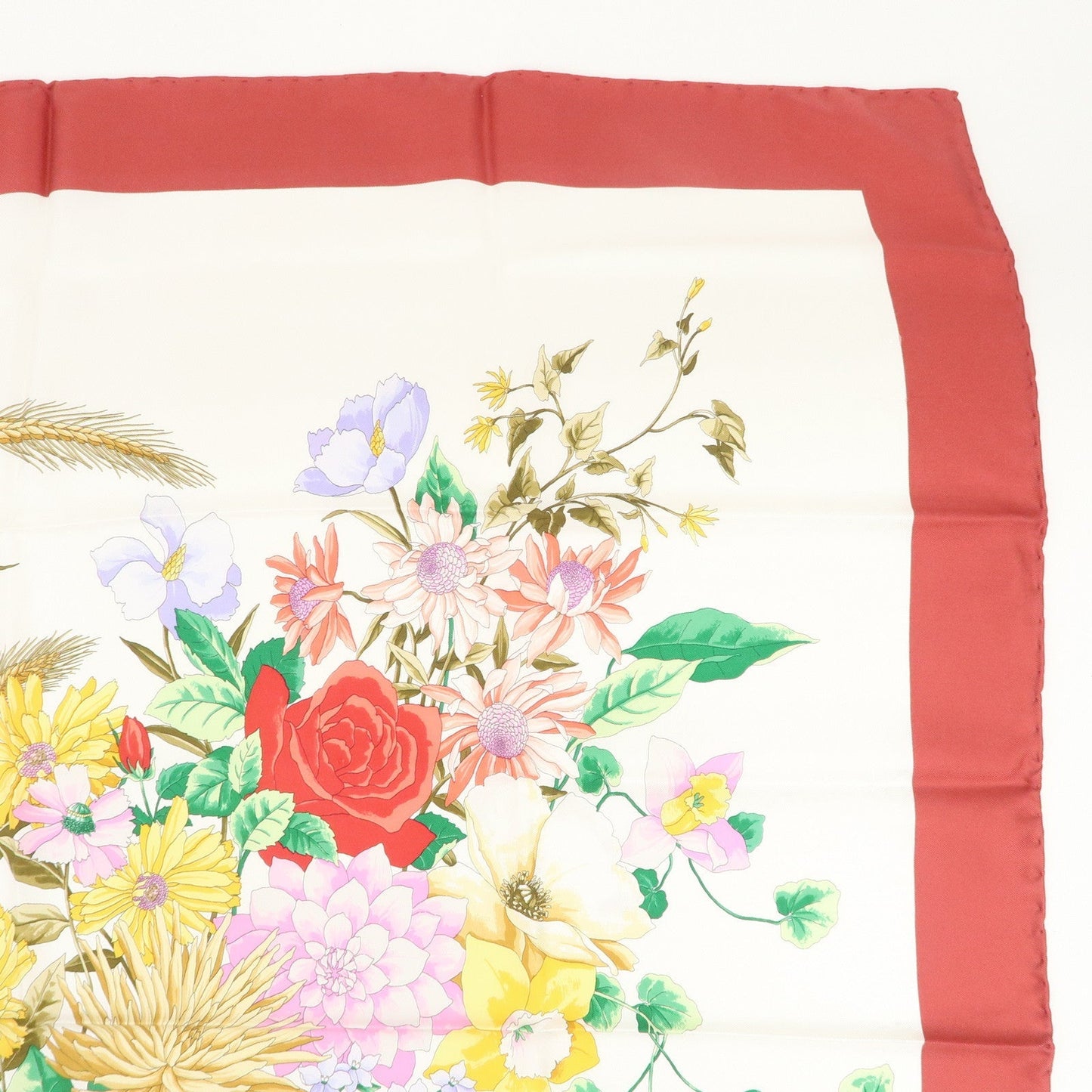 GUCCI Logo Silk 100??Scarf Red Flora Multicolor