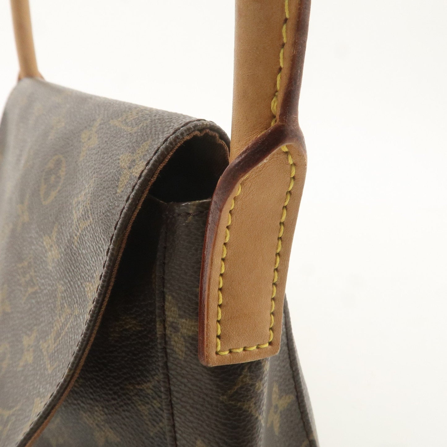 Louis Vuitton Monogram Mini Looping Shoulder Bag Hand Bag M51147