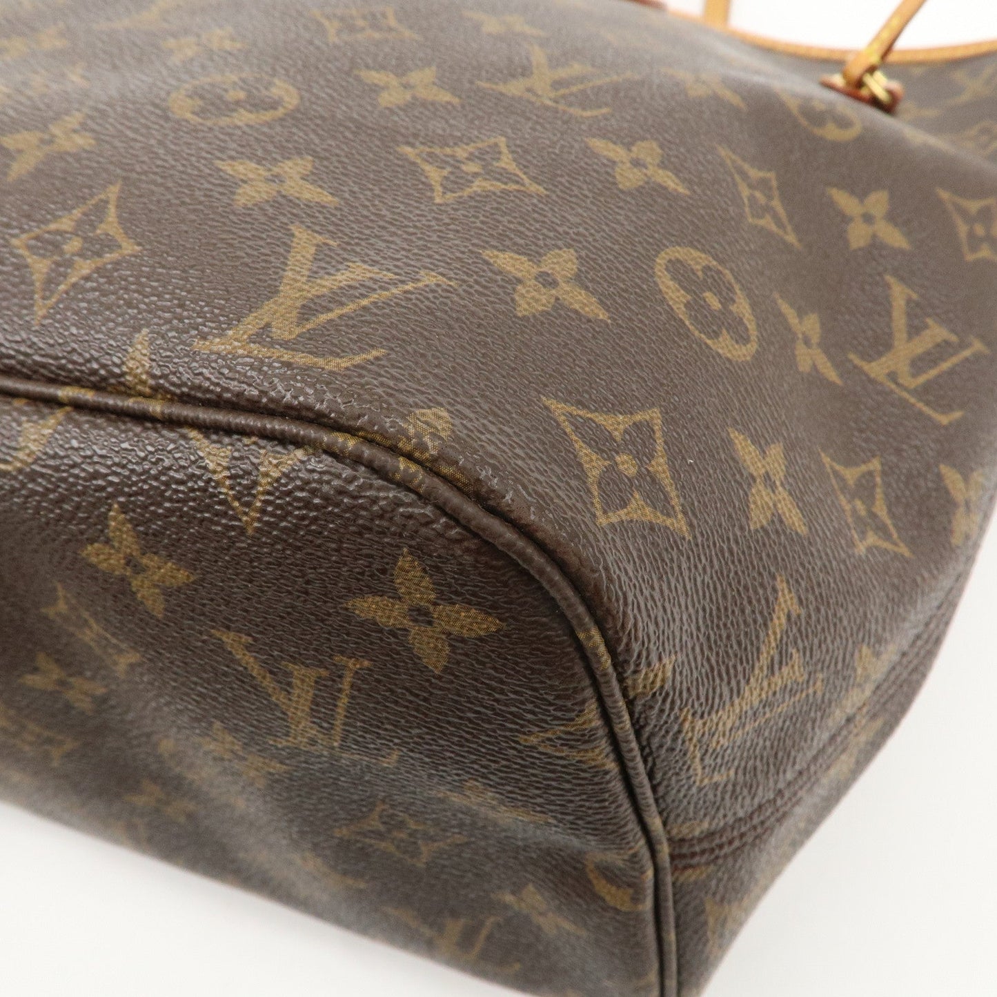 Louis Vuitton Monogram Neverfull MM Tote Bag M41177