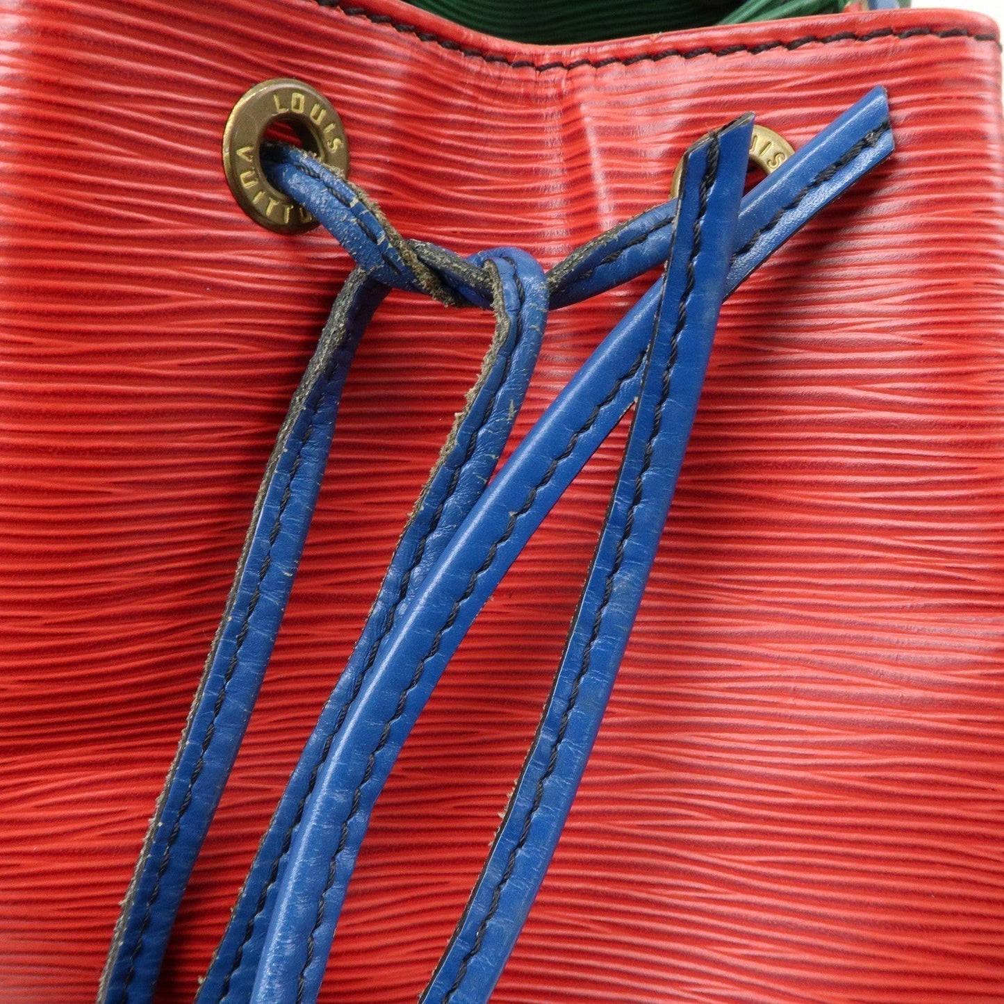 Louis Vuitton Epi Petit Noe Tricolore Shoulder Bag M40678