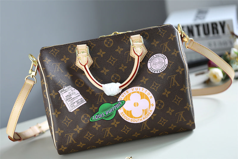 Fan Fashion Lu-Vi bags - 8188